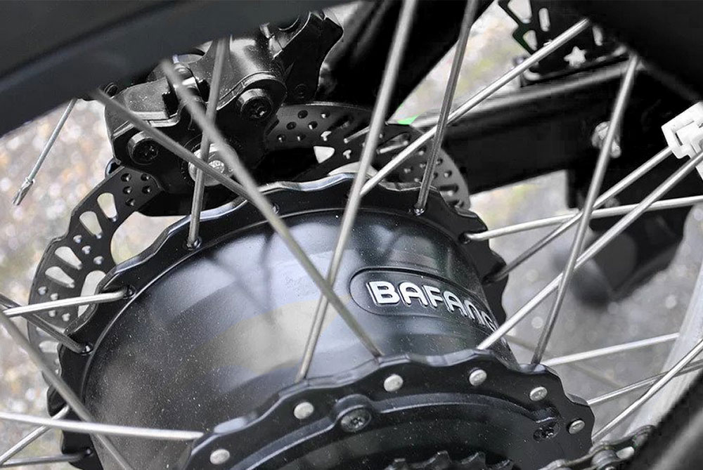 Knaap bike Black Knaap bike Black Die Lieferzeit eines Knaap Bikes beträgt ca. 2 Wochen. KNAAP BIKES AMS ist ein einzigartiges und robustes Pedelec, dem es gelungen ist, alle Vorteile in einem erstaunlichen Modell zu vereinen. Das KNAAP BIKES AMS hat ein einzigartiges und robustes Aussehen.