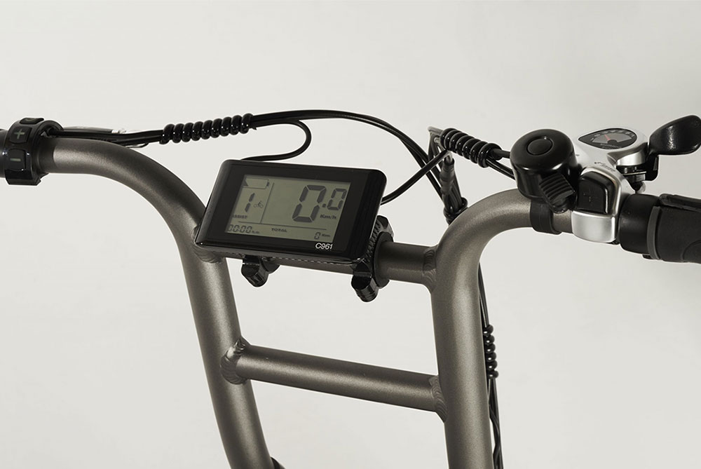Knaap bike Spacegrey Knaap bike Spacegrey KNAAP BIKES AMS ist ein einzigartiges und robustes Pedelec, dem es gelungen ist, alle Vorteile in einem erstaunlichen Modell zu vereinen. Das KNAAP BIKES AMS hat ein einzigartiges und robustes Aussehen.
